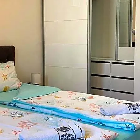 Joy Center Private Parking Apartament